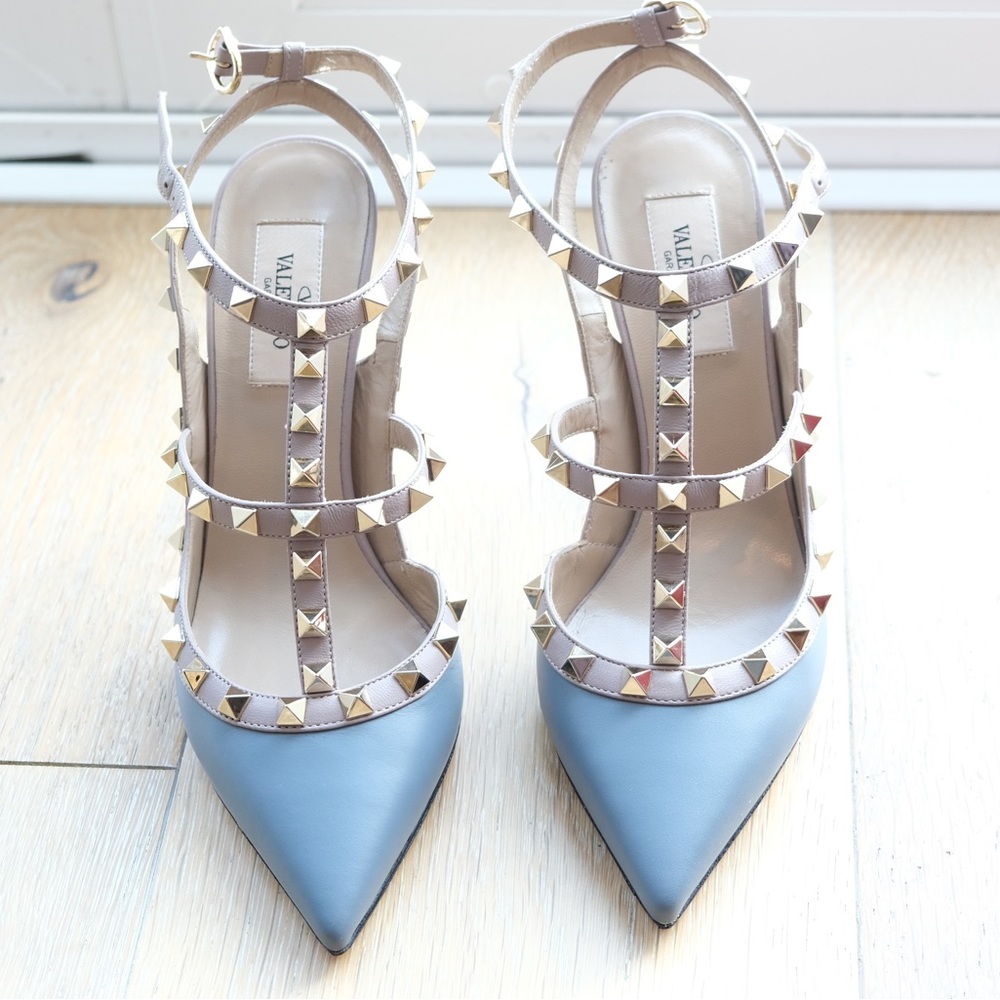 Rockstud Valentino pumps in steel blue/grayish color size 37.